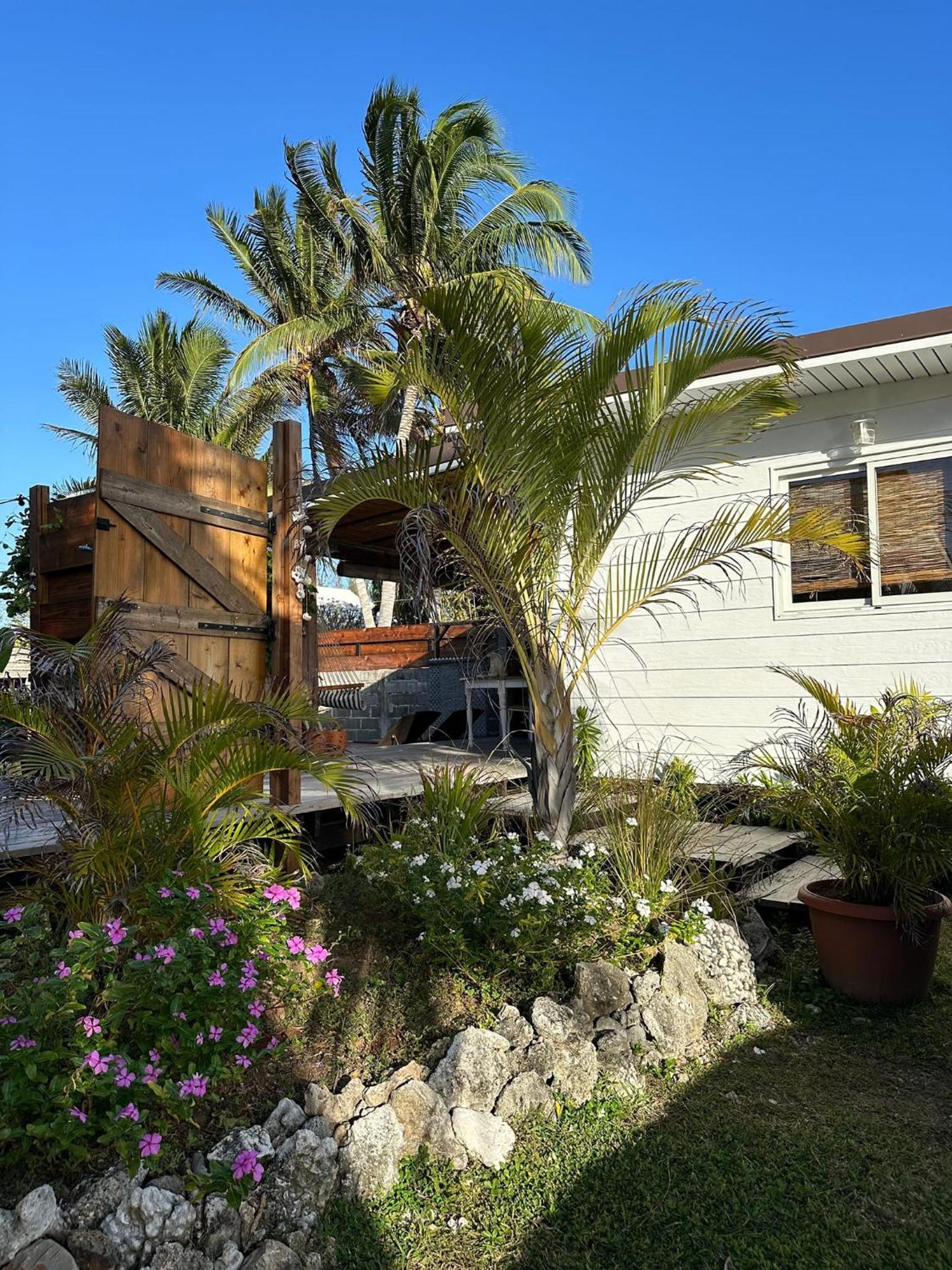 Breeze Ocean Bungalow Moorea Exteriör bild